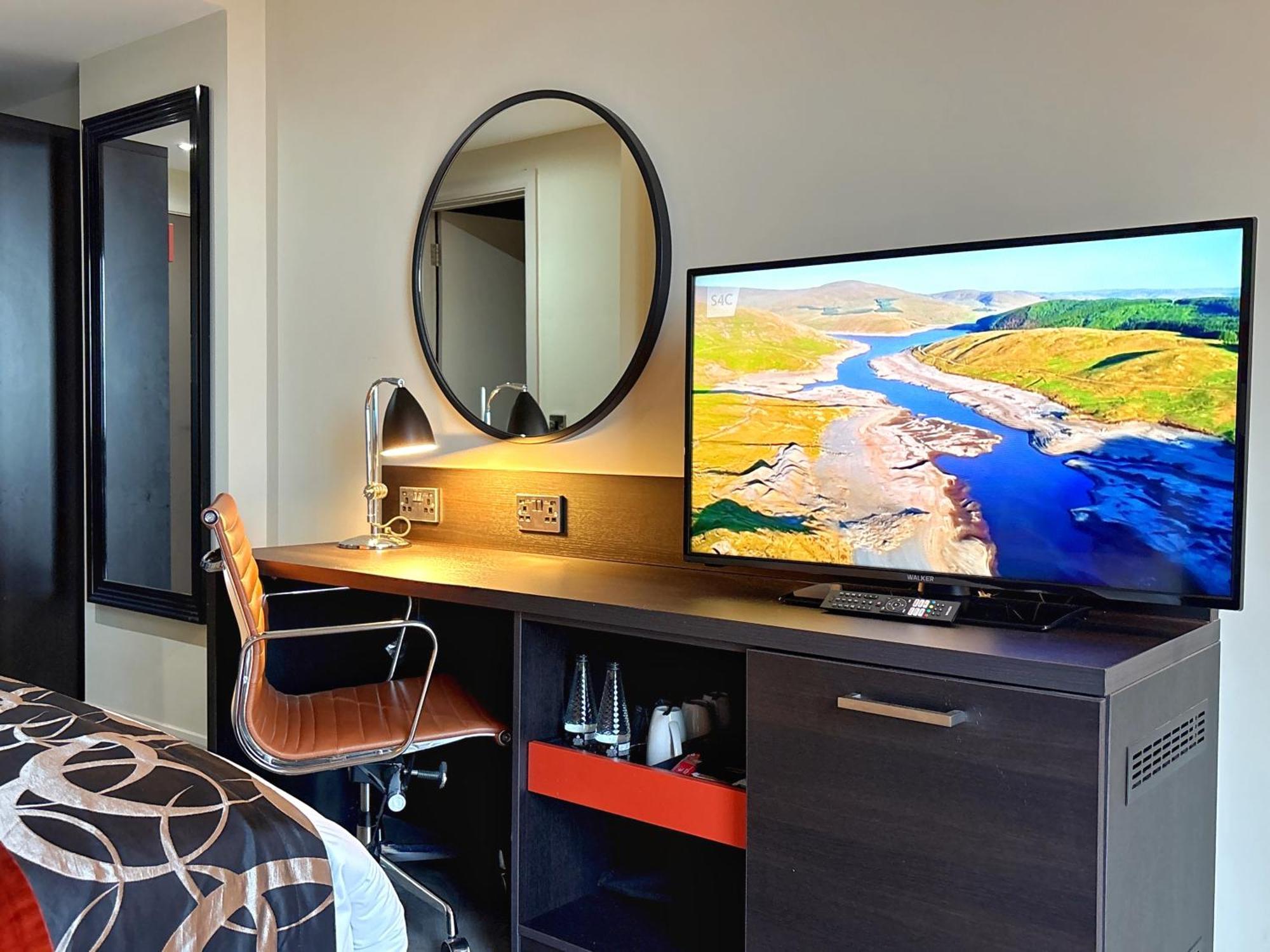 Clayton Hotel Cardiff Dış mekan fotoğraf