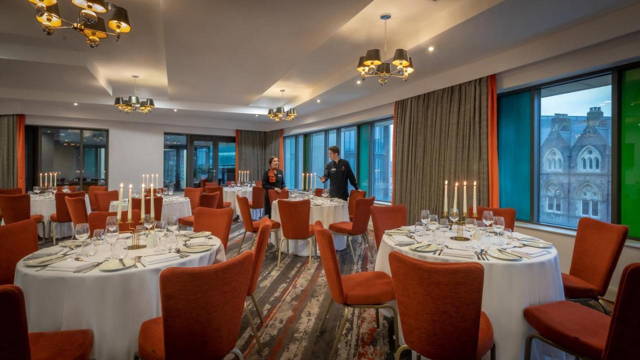 Clayton Hotel Cardiff Dış mekan fotoğraf